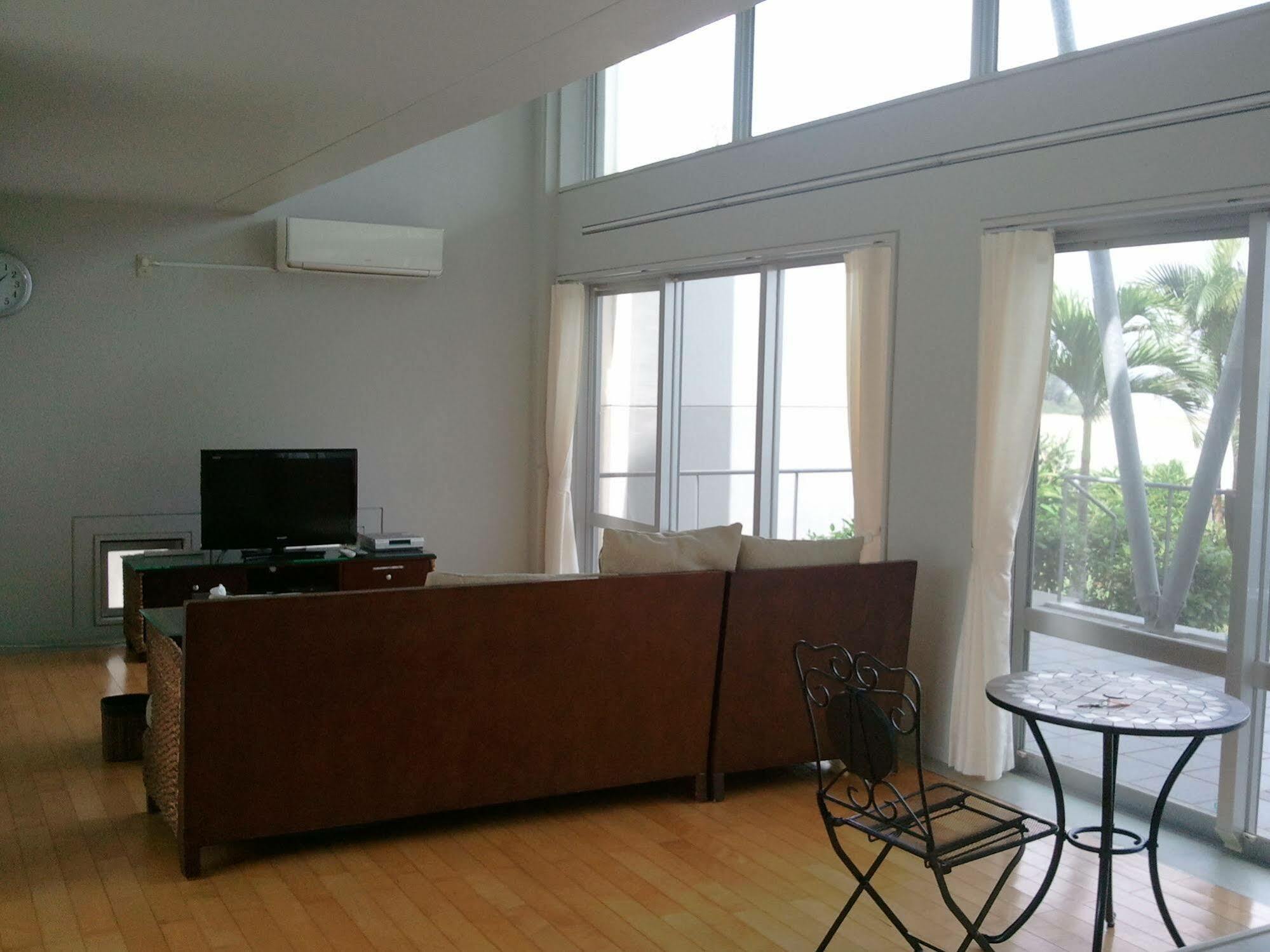 The Green Terrace Aparthotel Miyakojima  Exterior foto